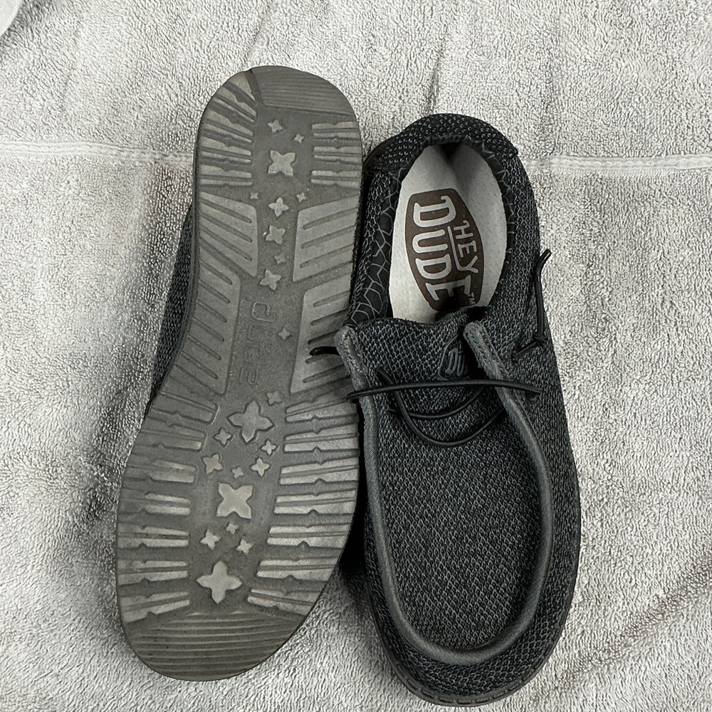 Hey Dude Kids Charcoal Wally’s Y6/L7